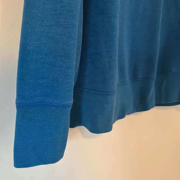 Burberry 'Brit' crewneck sweater. - Picture 4 of 5